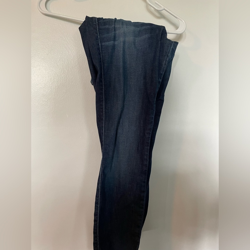 Guess jeans.